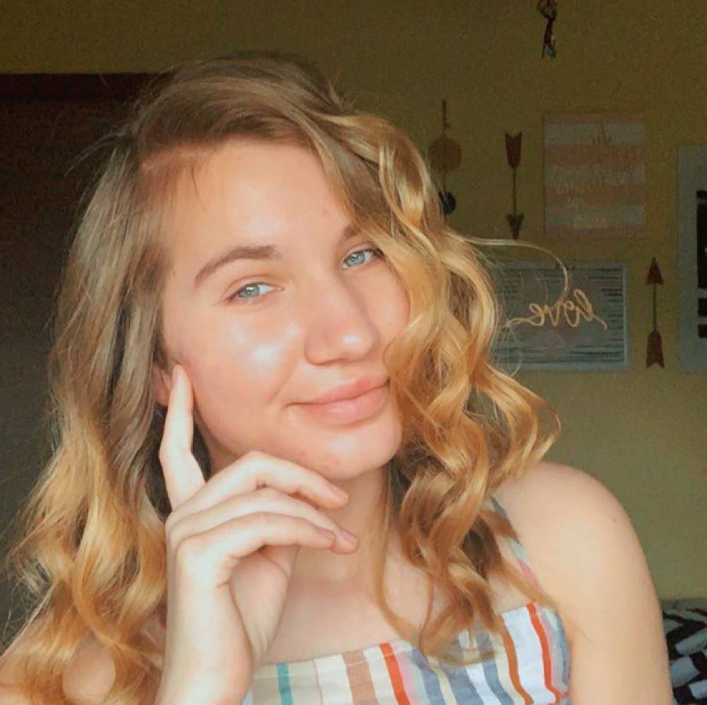 Meet your Posher, Rose